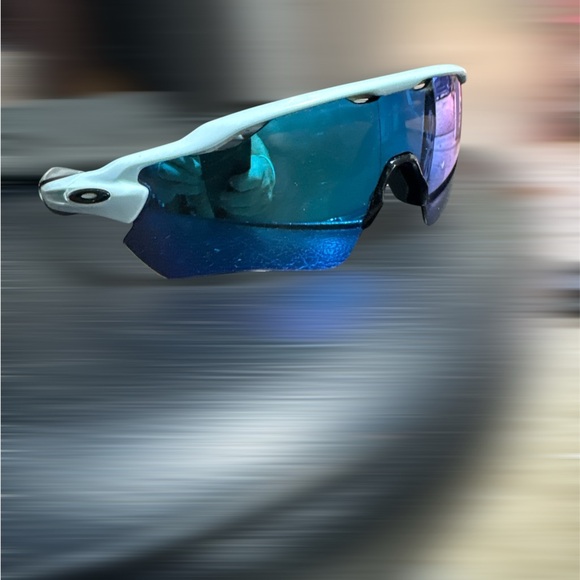 Oakley Radar EV blue and Blue Sunglasses - Picture 1 of 5